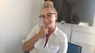 adult video clip 31 Sarah-Fuerstenberg - Perverser Bürostuhlfick , amateur brunette on femdom porn -1