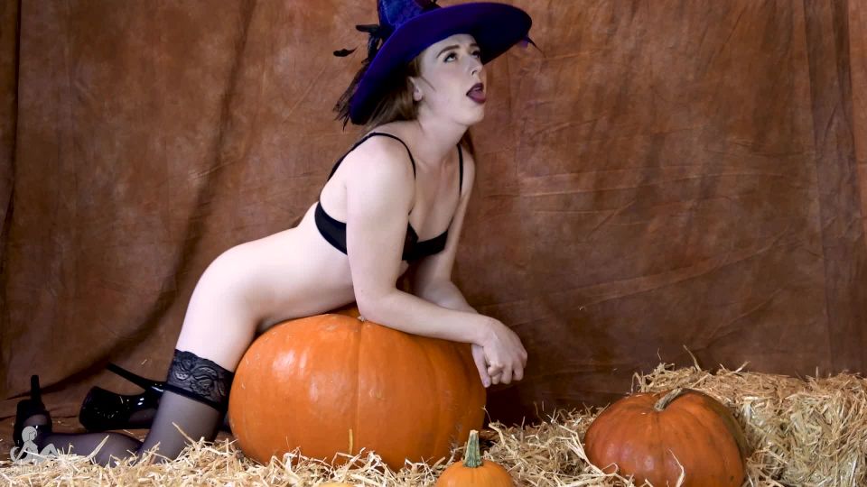 Shiri Allwood – Jack-Off-Lantern  1080p *