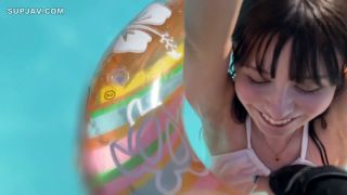 Reducing Mosaic MAAN-1083 【スタイル抜群ハーフ系ビキニ美女】海で助けてくれた子はノリも面倒見もいい最高の女！！ちょうどいい理由もできて、プールで遊びお酒も入りそのままホテin！！程よい肉付きがそそるスレンダー美ボディ！プリプリ桃尻を震わせて敏感おま●こ-1