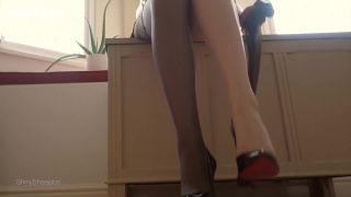 Louboutin Hot Chick Fantasy – Shiny Shoejobs!!!-6