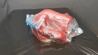 vicky d pbFun in a vaccum bag-3