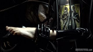 LatexRubberVideos007335-0