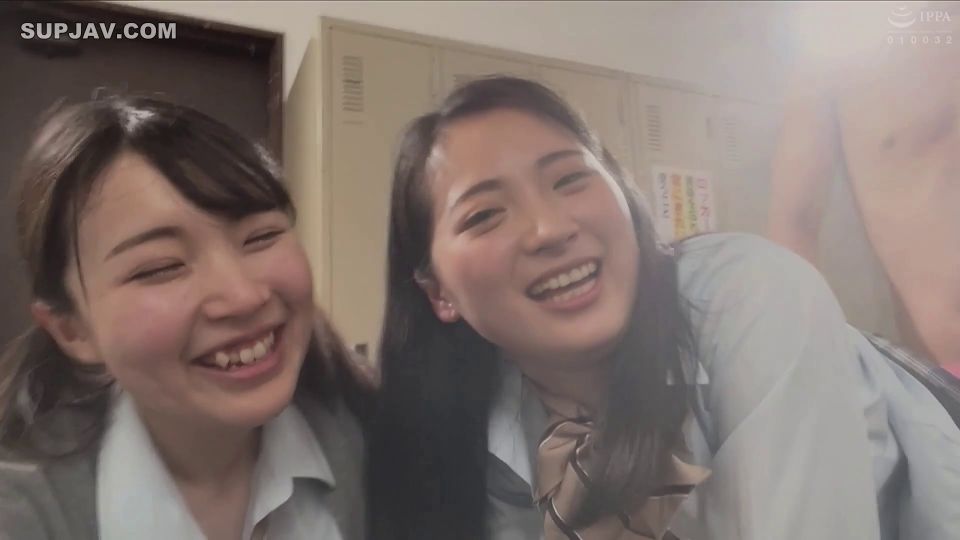 Reducing Mosaic HUNTC-119 ち○ちん危機一発ゲームでヤリマン女子の餌食になったバキバキ童貞のボク！童貞のボクをからかってクラスのヤリマン女子がチ○ポをイジリまくり！