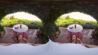 online adult video 35 Tutti Frutti – Cassie Del Isla - vr porn - virtual reality -3