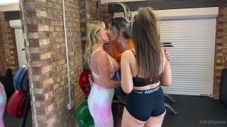 Onlyfans - Scottish Sofia - scottishsofiaI went to the gym with jessx x and summerrose and we couldnt keep our hands off eac - 27-09-2021-8