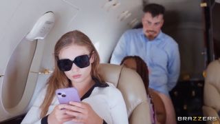 Brunette Ceceswetdreams Gets Naughty On A Private Jet-6