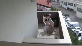 My Neighbour Masturbating On Her Balcony 1080p-1