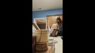Ravenna Noir - New step sister brings back old relationship with step brother with blowjob and handjob to cum-3