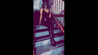 Queen Trish - leatherqueent () Leatherqueent - a little taster of what awaits in dms without the filter kitty went prowling 04-07-2021-8