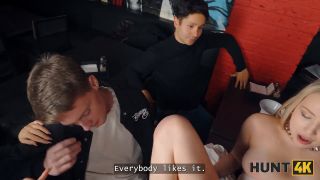 Andrew Marshall - HUNT4K. Eat my pussy instead of strawberry cheesecake-6