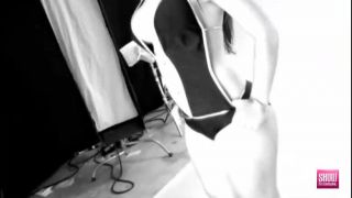[SiteRip] ShowGirlzExclusive Yesenia SHOW 2010-3