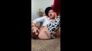 Thecottagecoredoll - this new toy is so much fun swipe for the full video 27-10-2022-5