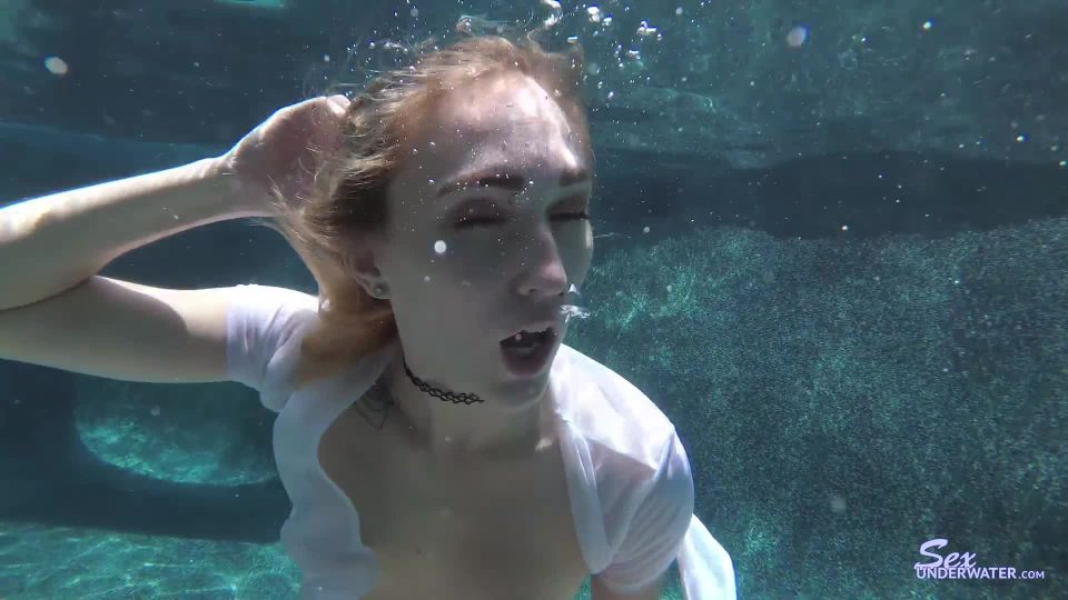 SexUnderwater e0982 Bad Hair Tie Day   Outtakes (mp4)