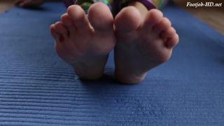 My First Foot Job Ever – Secret Muffin Foot!-0