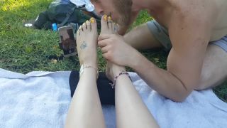 Goddess gets her feet worshipped BDSM!-4