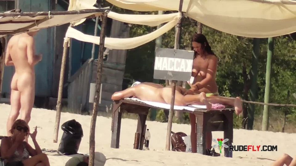 online clip 45 A public plage can't keep these teen naturists down,  on webcam 