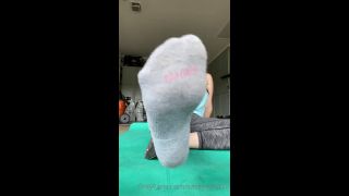 Victoria Soles Victoria Soles aka sassysolesxo - 09-26-2021 OnlyFans Video - Mmm these socks are as sweaty as I am Ill strip them slowly for you, and video hardcore-1