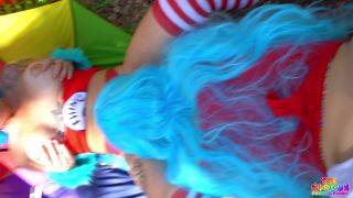 GIbbyTheClown - Clown In The Hat Fucks Thing 1 Thing 2 - Cosplay-7