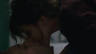 Flore Bonaventura - Je voudrais que quelqu&#039;un m&#039;attende quelque part (2019) HD 1080p - (Celebrity porn)-0