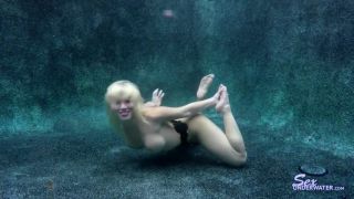 SexUnderwater e0676 Cristi Ann UW Model Training pt 2 (mp4)-0