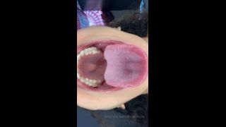 Cecilia Lion - officialcclionx OfficialcclionxYou think youre big enough to fill my mouth - 13-07-2019 - Onlyfans-5