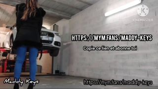 She Offers A Car Mechanic Guy To Fuck Her Ass And Records The Scene  Re-4