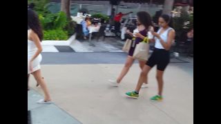 Candid Voyeur 1556-0