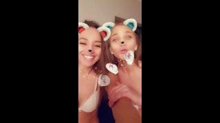 Sarah kay Dominika C Flas video-8