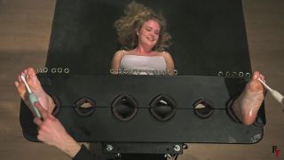 RFStudioProduction - Vanda - Soles up foot tickling in stocks.-6