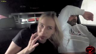 Der Porno Beamte - KRASS - PUBLIC mit Sirena Sweet in der Waschstrasse 1080P - Germany-9