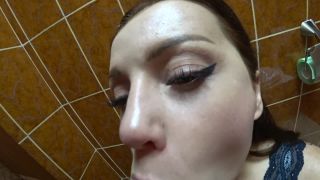 [Amateur] Blowjob with ending in staff restroom-4