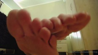 Badassbitchvip - pov feet teasing sweaty soles 11-05-2021-8