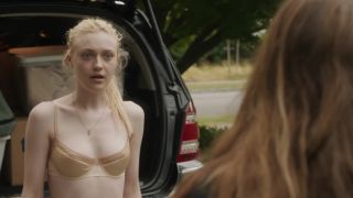 Elizabeth Olsen, Dakota Fanning – Very Good Girls (2013) HD 1080p!!!-6