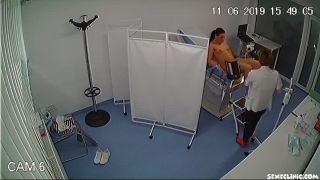 [sexeclinic.com] When you have to take a shit before your gyno exam meme-5