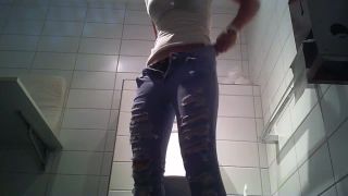 Spycam in the public toilet-4