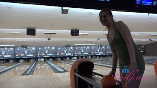 [ATKGirlfriends] Fiona Peaches Bowling 1 [02.08.25] [1080p]-4