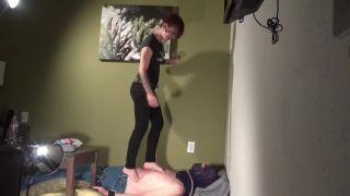 Trample and foot cleaning-8