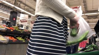 Ivy RosesSexy Veggies In Busy Supermarket-0