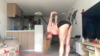 Big ass flexible blonde in sexy panty yoga-1