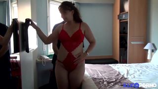 Cyrille, 33, pregnant and fucked by a stranger.-1