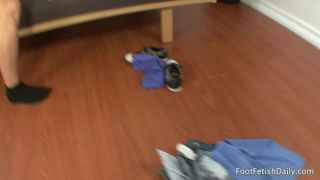 free adult video 19 licking fetish Skylar Green BTS, foot fetish on femdom porn-3
