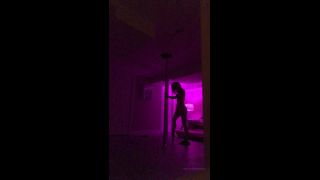 summeravery  Strip tease,  on milf porn -8