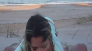 Girlfriend Sucks And Rides My Fat Cock At The Beach - L0veHomePorn - Homemade-2