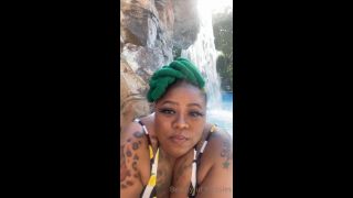 Beautyful_footsies aka bfootsies - 06-19-2020 OnlyFans Video - Sexy pool side tease video fetish Beautyful_footsies-7