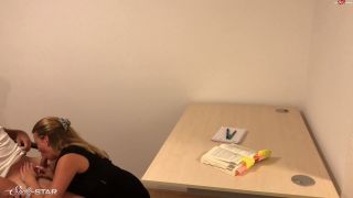 [K2S.CLUB] Shellystar - Drehbuch - Top, die Wette gilt - Studentin vernascht Nerd in der Uni - FullHD 1080P-2
