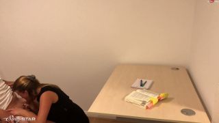 [K2S.CLUB] Shellystar - Drehbuch - Top, die Wette gilt - Studentin vernascht Nerd in der Uni - FullHD 1080P-3