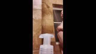 M@nyV1ds - LucySpanks - Naked Shower for Losers-3