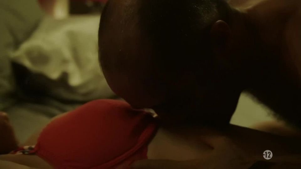 Veronique Volta – Mafiosa s04e05 (2012) HD 720p - (Celebrity porn)