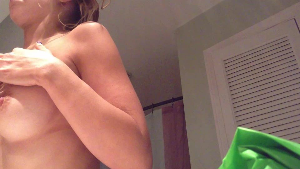 free porn clip 26  webcam | before shower | hidden camera