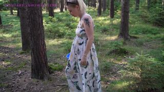 A Pregnant Girl With An Egg Gets A Creampie In A Deep Forest While Picking Mushrooms 1080p-1